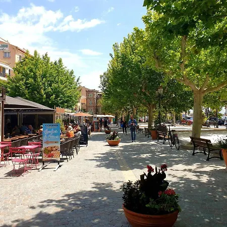 Calme Avec Coin Nuit, Terrasse Et Parking - Proche Et Commerces - Fr-1-251-420 Apartmán