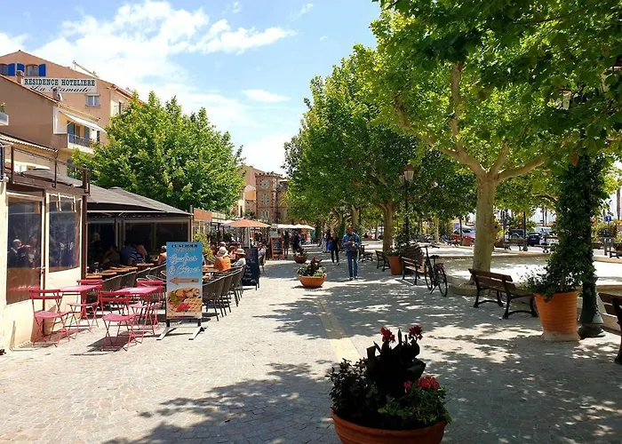 Calme Avec Coin Nuit, Terrasse Et Parking - Proche Et Commerces - Fr-1-251-420 Lägenhet