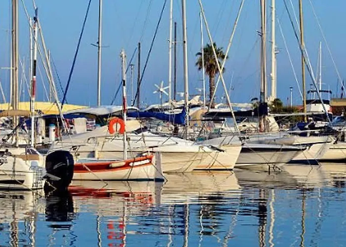 Calme Avec Coin Nuit, Terrasse Et Parking - Proche Et Commerces - Fr-1-251-420 Διαμέρισμα